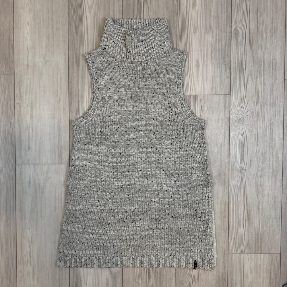 Woolrich Womens Grey Speckled Lambswool Blend Sleeveless Turtleneck Sweater M